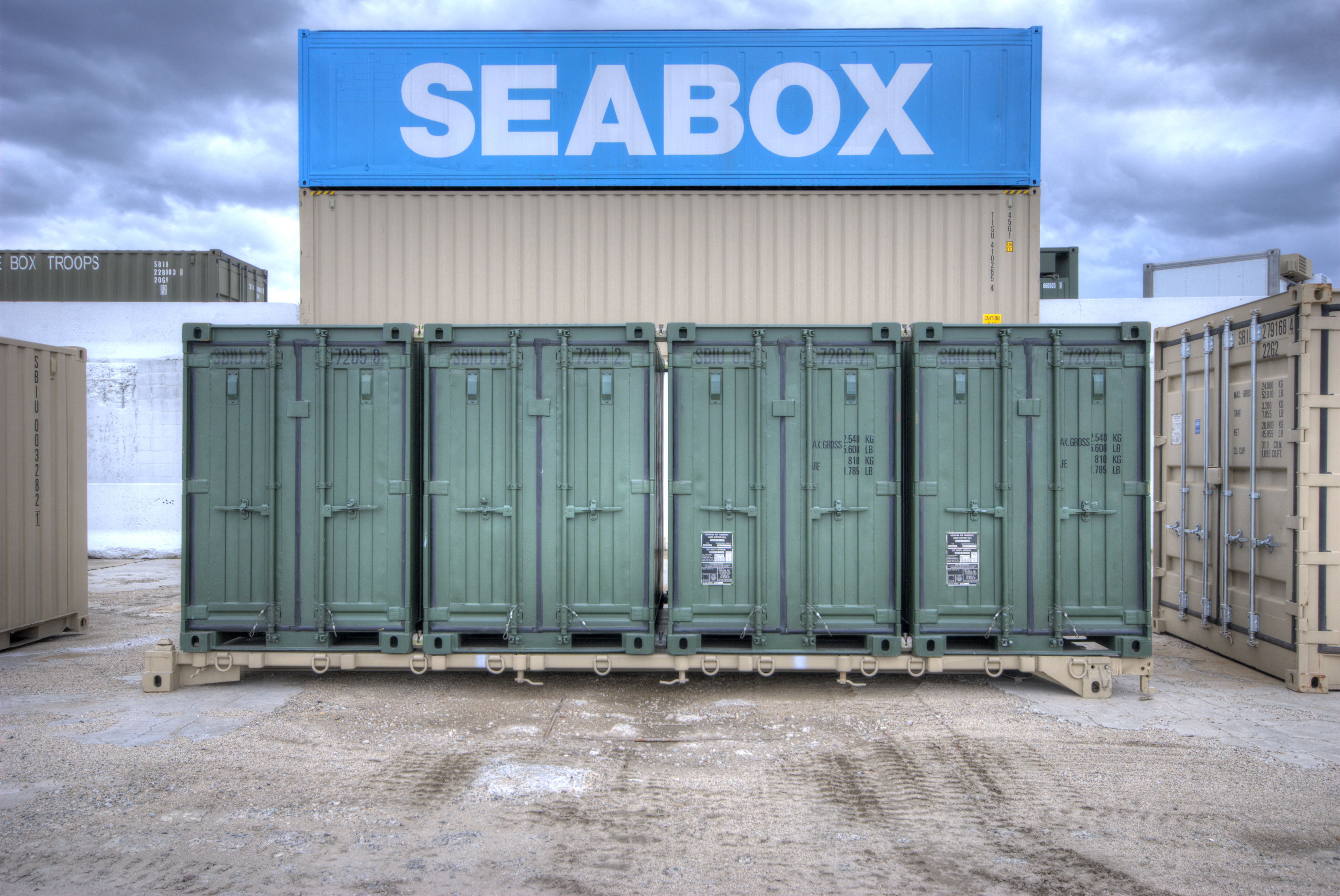 Quadcon Dry Freight ISO Container (6’10